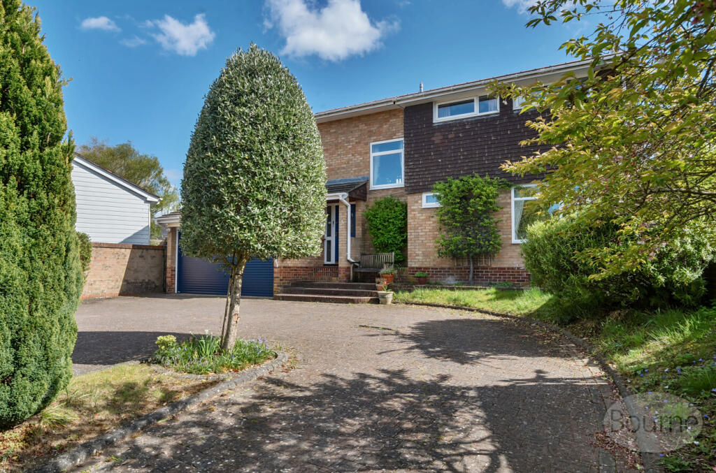 8e39bc12-6f67-4b9...