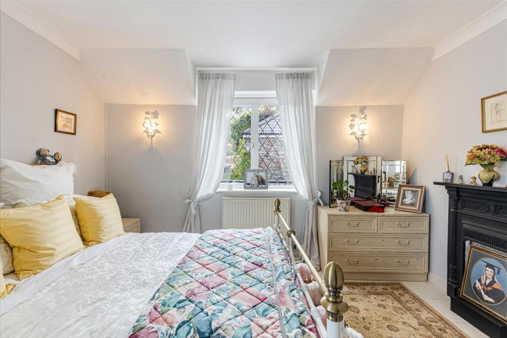 A19 - Ashprington, The Old Post Office, Totnes - 2