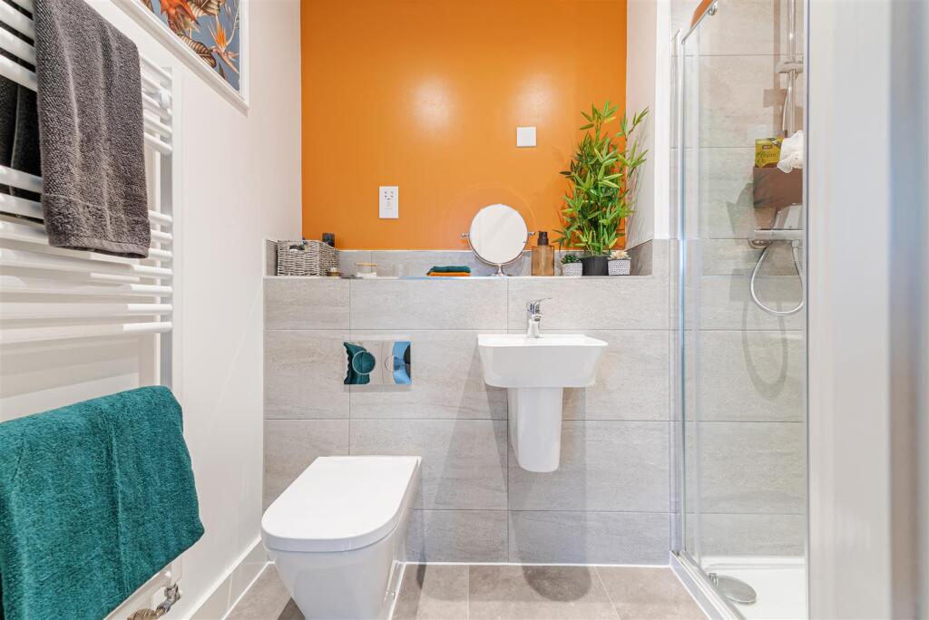 Ensuite