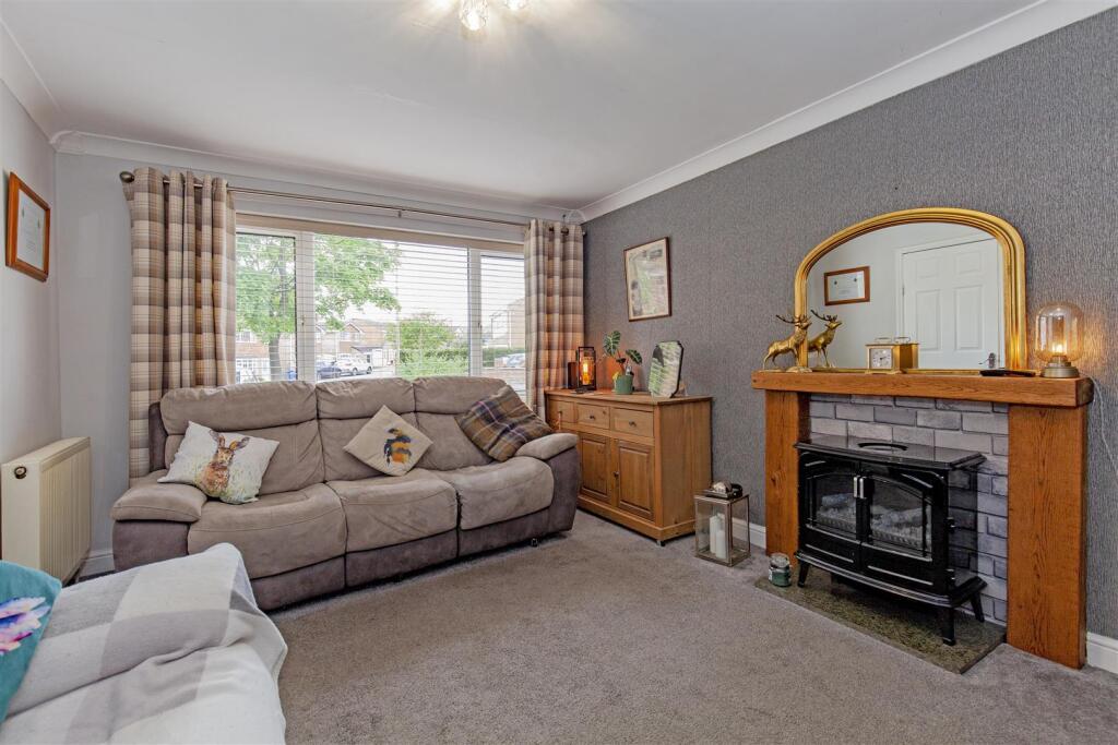 Reception Room-2.jpg