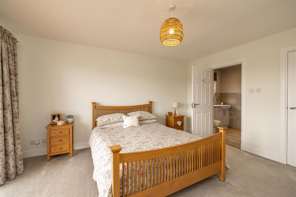 2 Nichol View Galashiels 30.JPG
