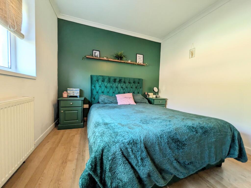 PXL_20250130_121155896.MP~2