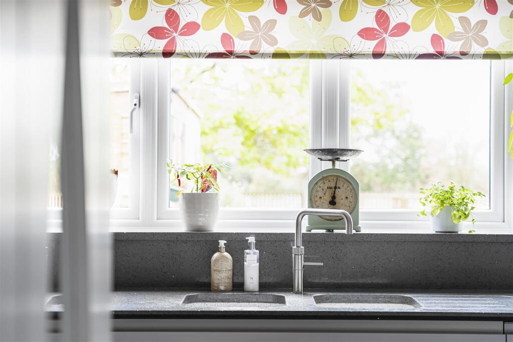 Breakfast Kitchen