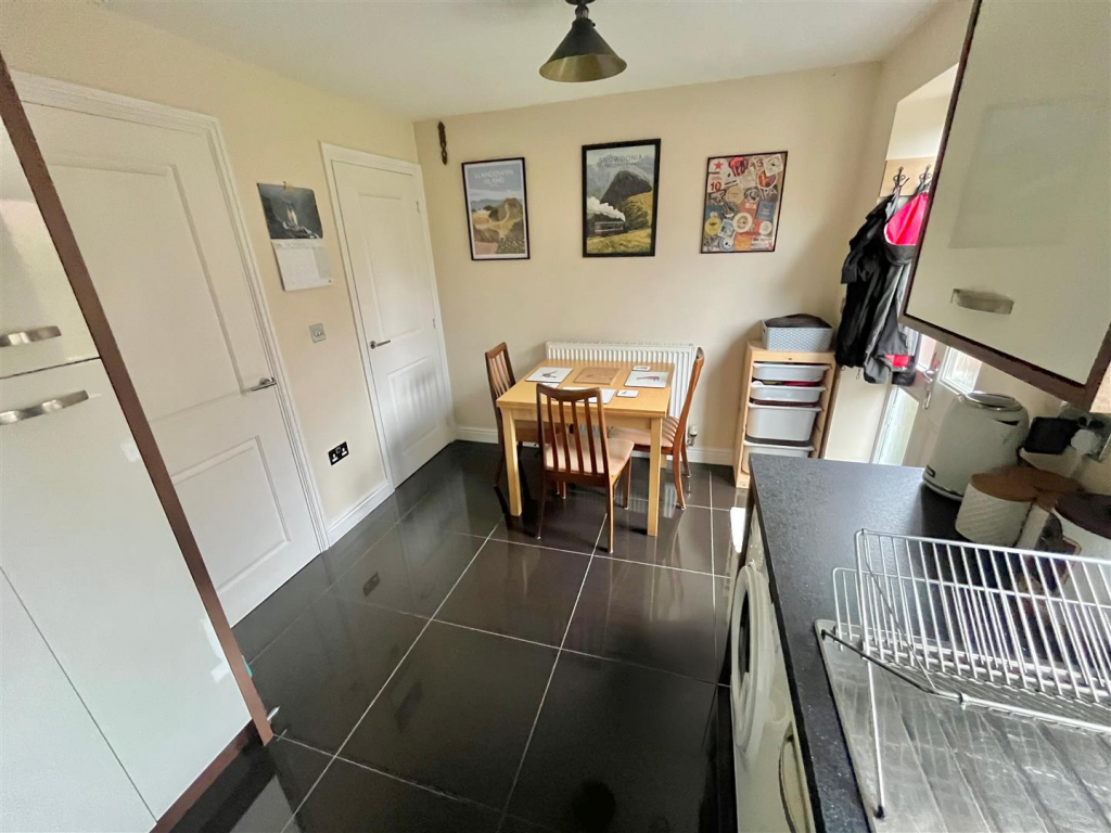 Kitchen 3