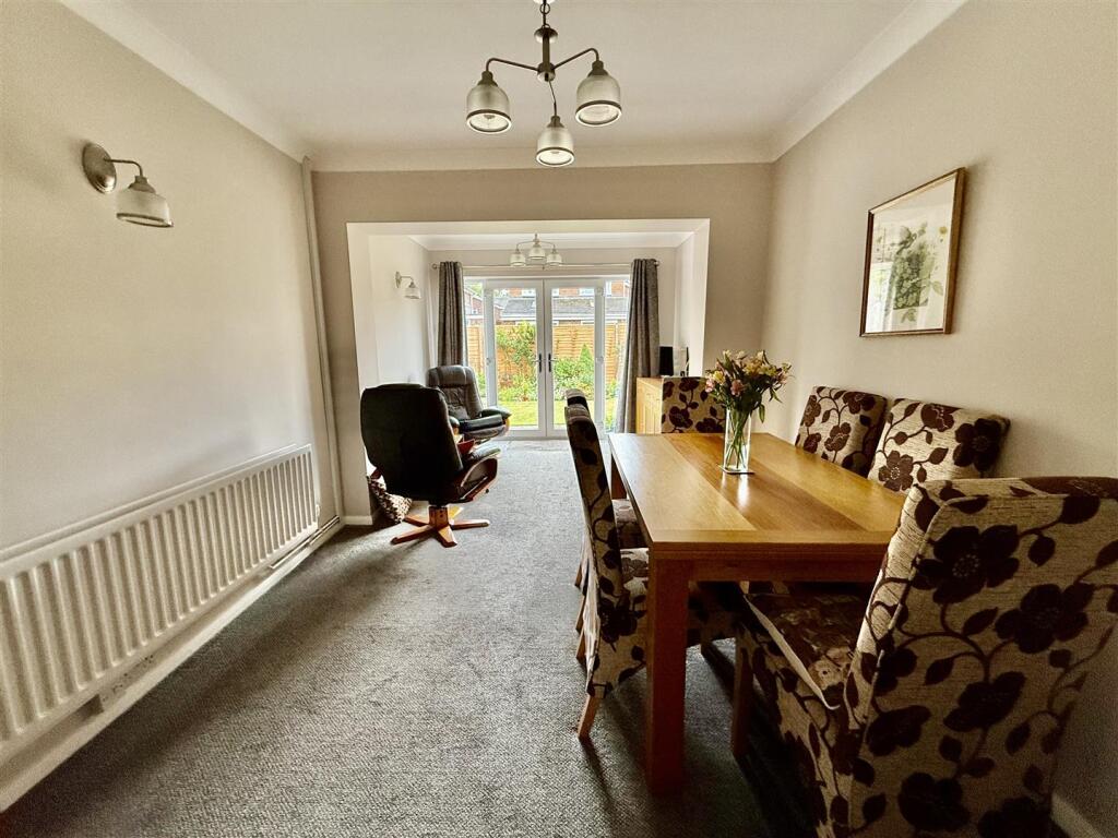 SITTING &amp; DINING ROOM