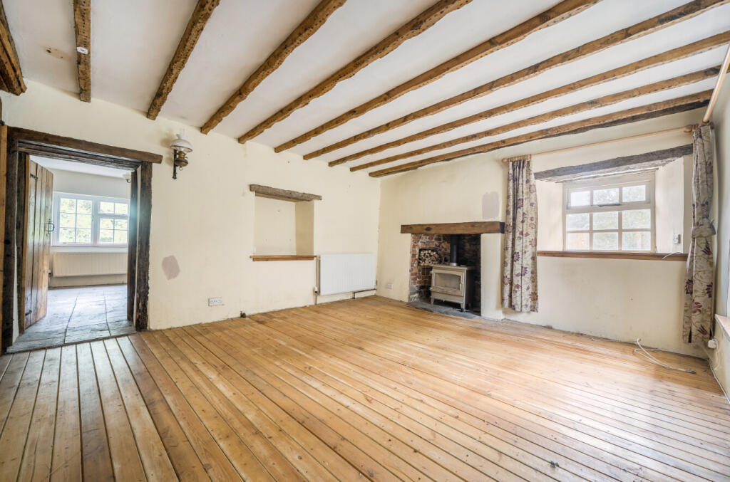 1347054-16-68b6db...