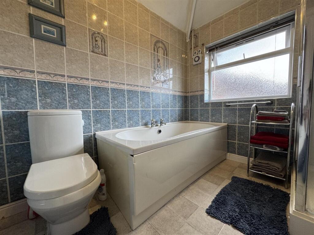 IMG_0013 (Large).JPG