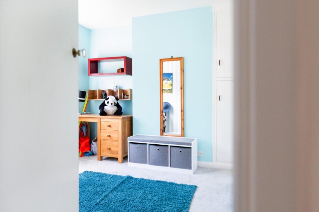 EWELL PARK WAY (17).jpg