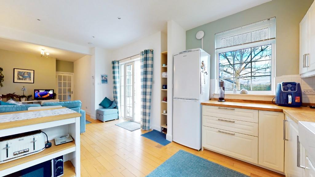 Kitchen/family room
