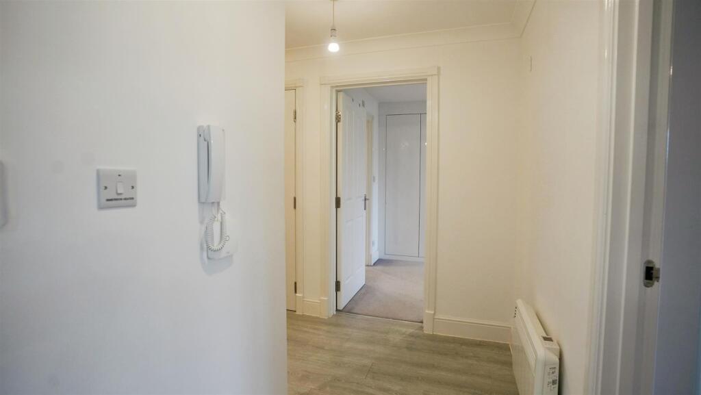 d4a33a19--489B-A757-E9E7F468D0CB-41802-0000142DDFB