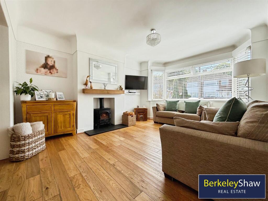 e5b51113--4E66-9CCE-4EEED552E944-33106-000011F9F43