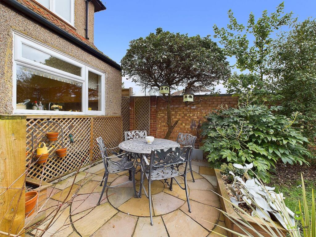 CAM04399G0-PR0029-STILL025