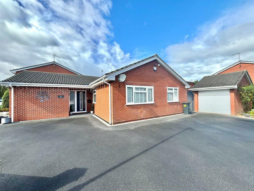 PHOTO-2024-09-11-12-26-12 2.jpg