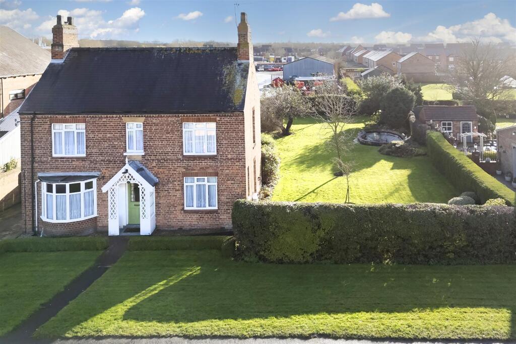 002 - 65 Holme Road.jpg