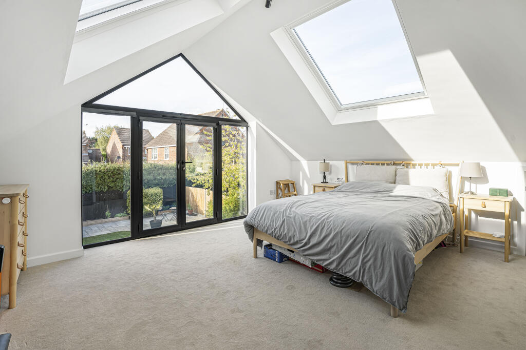 Principal bedroom