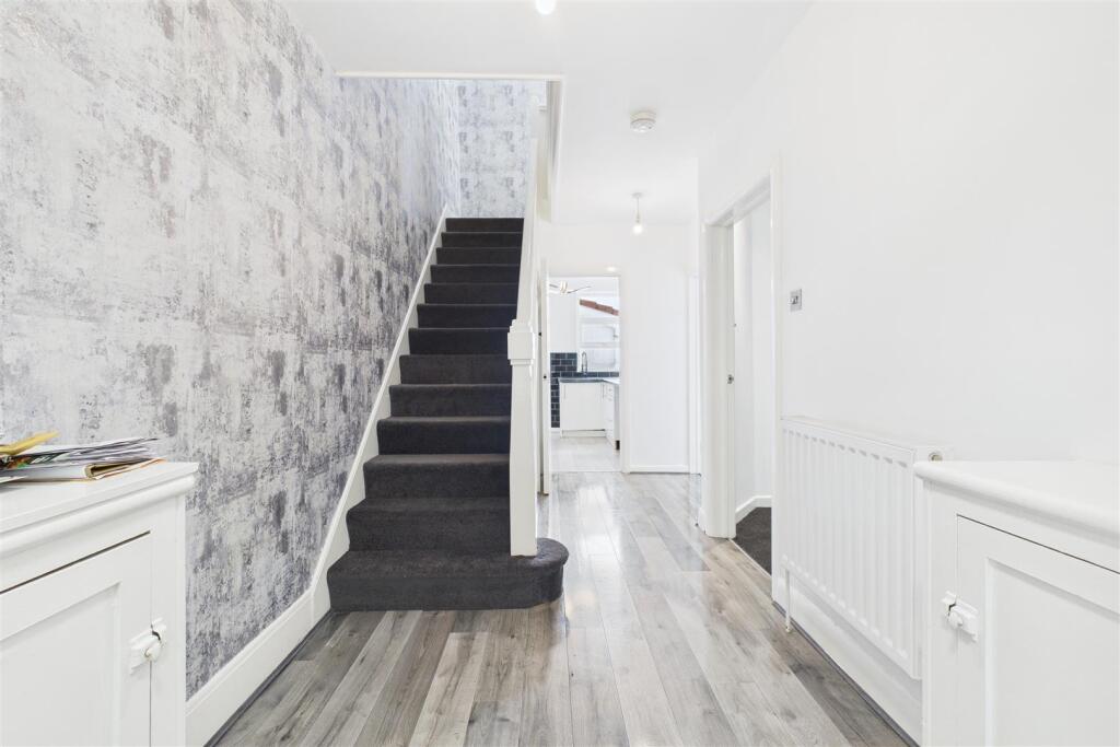 20 Brislington Hill, Brislington, Bristol BS4 5BD 