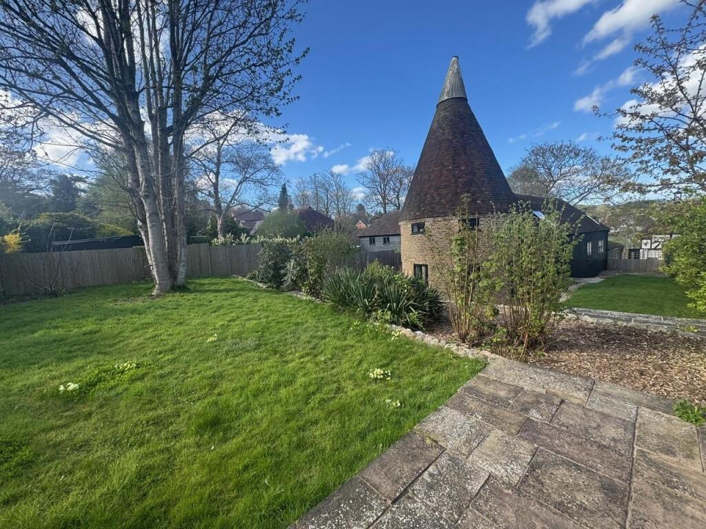 External 4 + Garden.jpg