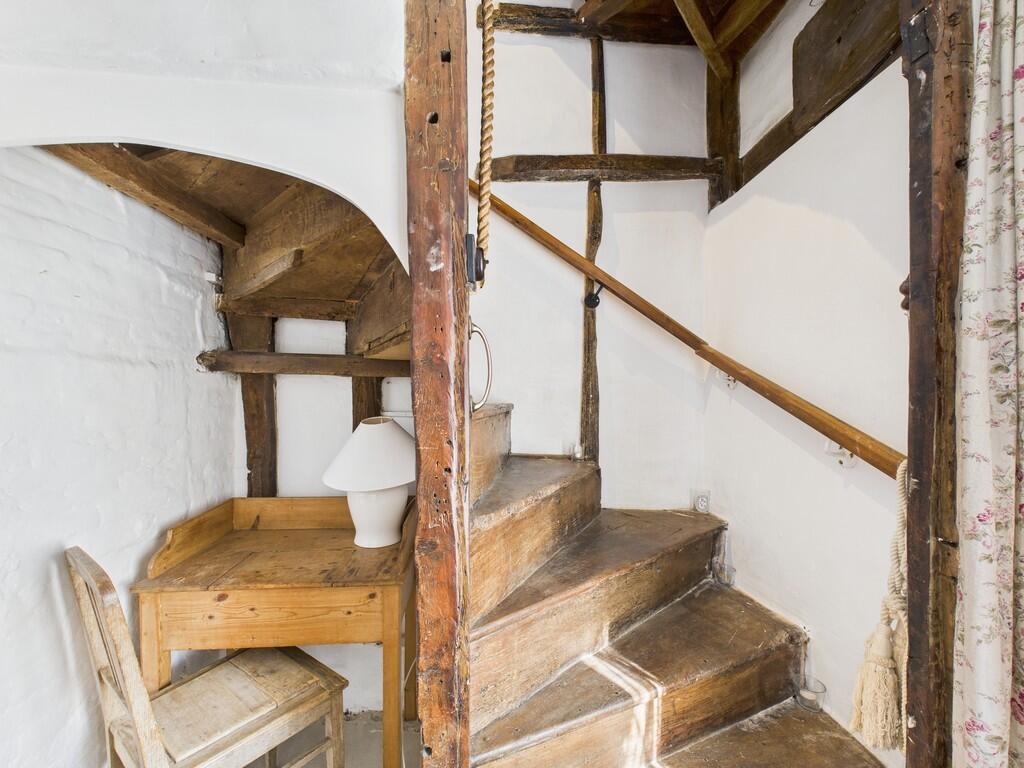 CAM02841G0-PR0042...