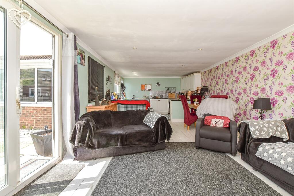 Annex Lounge/Kitchen