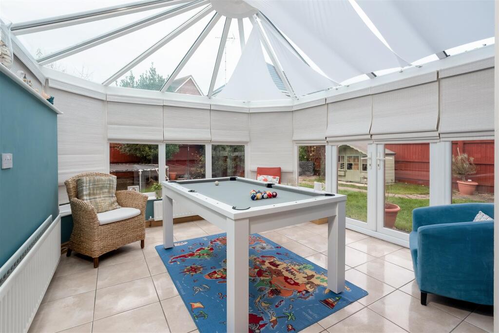 21 Prospero Drive 1992-9.jpg