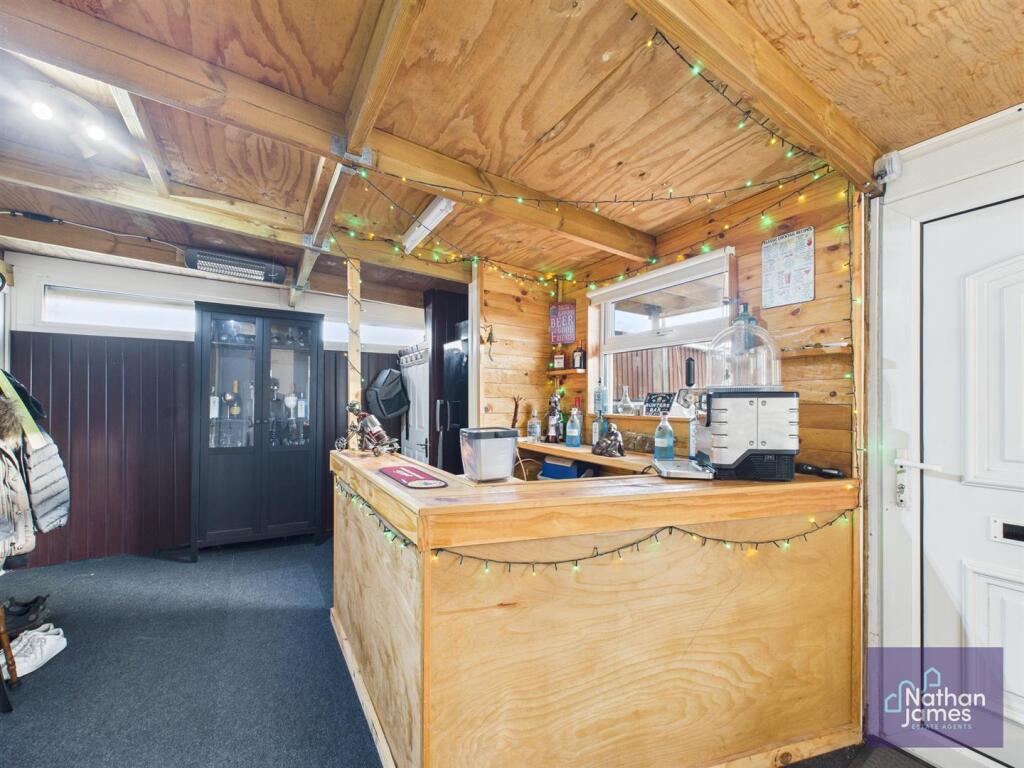 Bar - Games Room