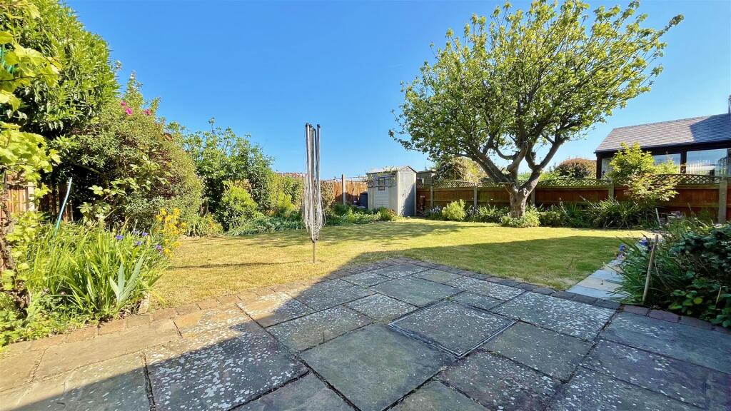 Outside - Rear