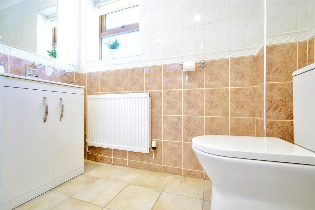 Shower Room 1_2.jpeg