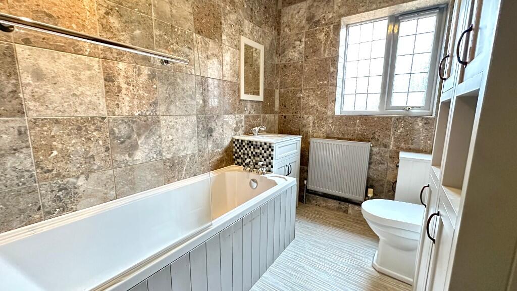 Bathroom/w.c.