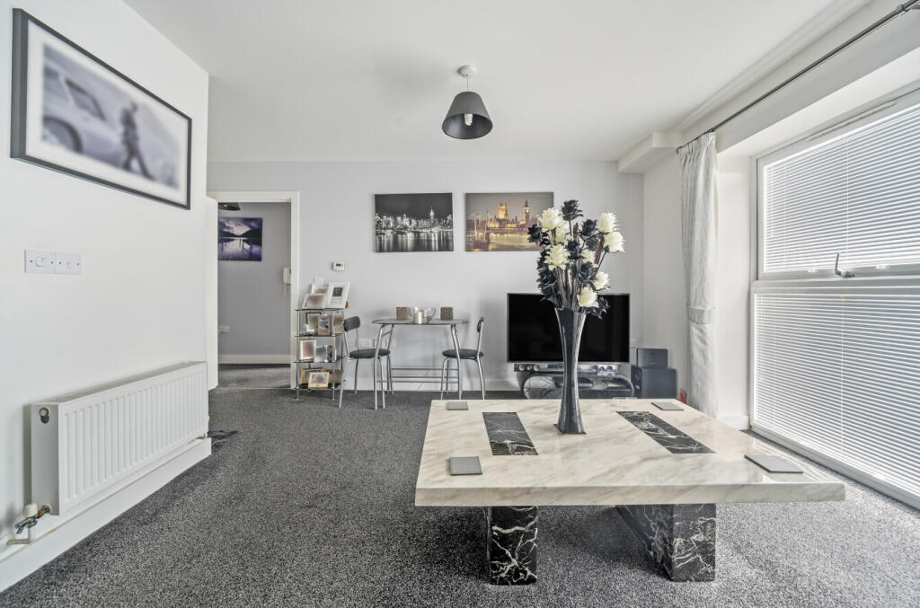 1311587-1-685d6da...