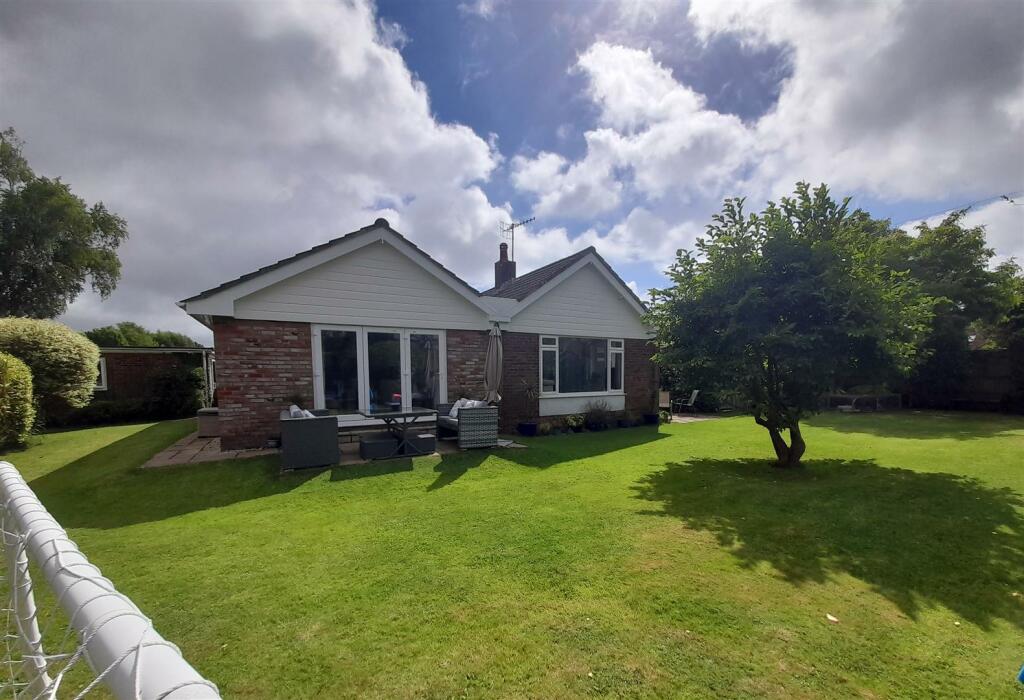 Rear garden new d.jpg