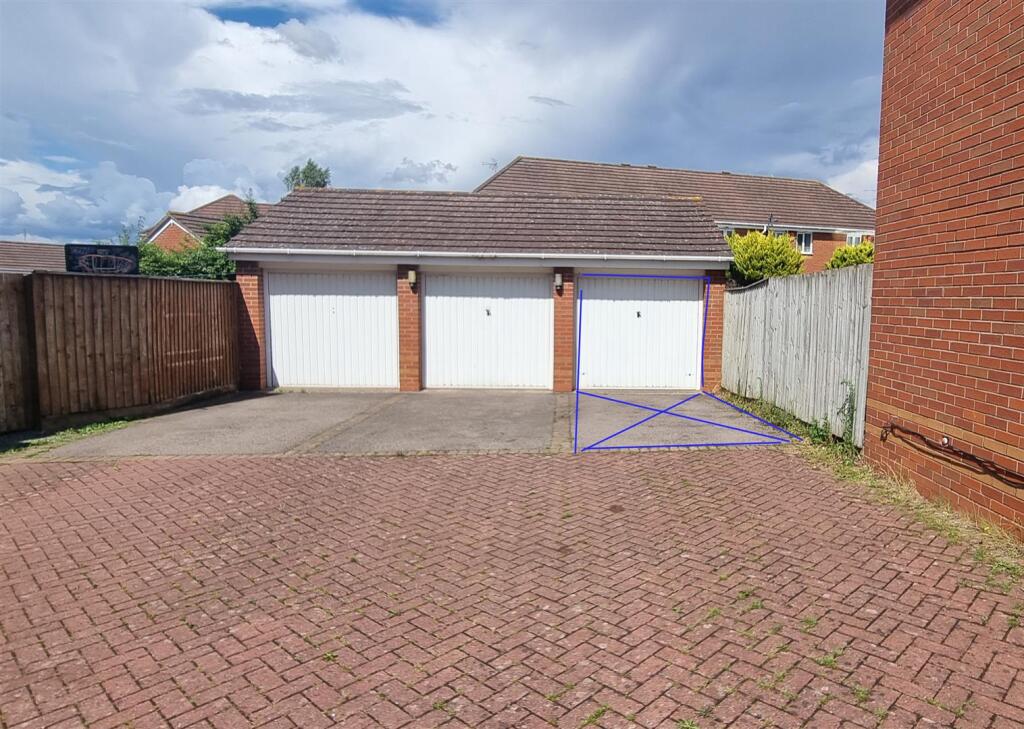 Garage &amp; Drive