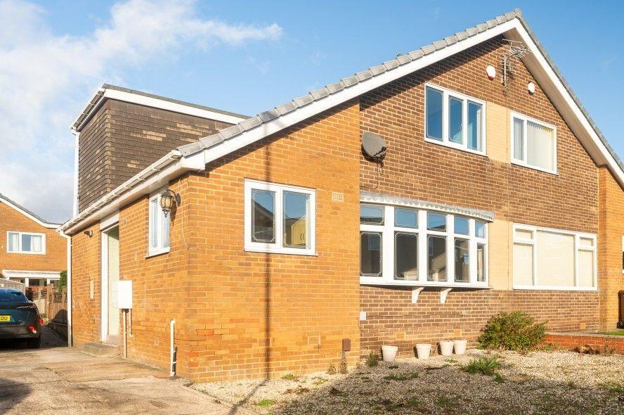 Moorside Crescent, Drighlington