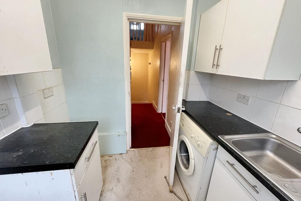 68 A &amp; B Gosberton Road, Balham SW12 8LQ
