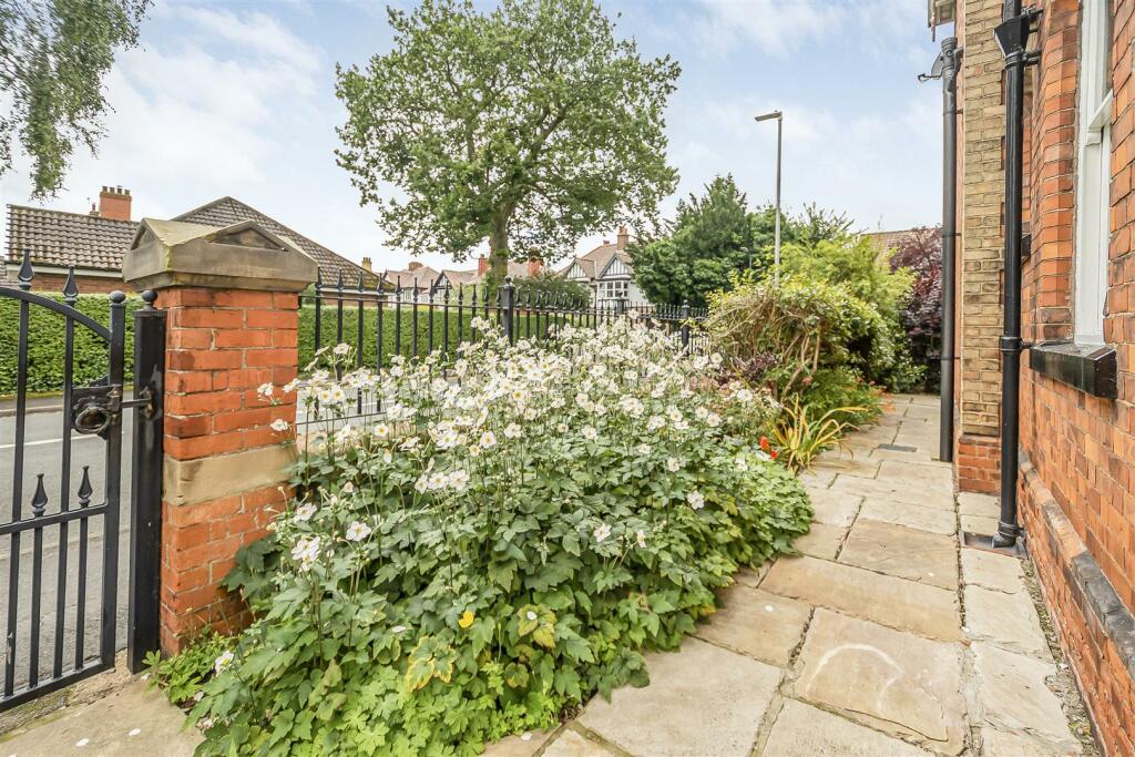 36 St Johns Rd9.JPG