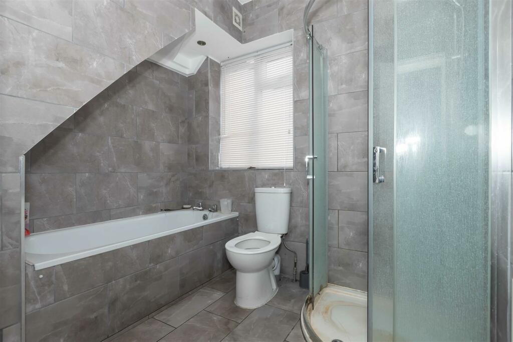 2 West End Way_6.JPG
