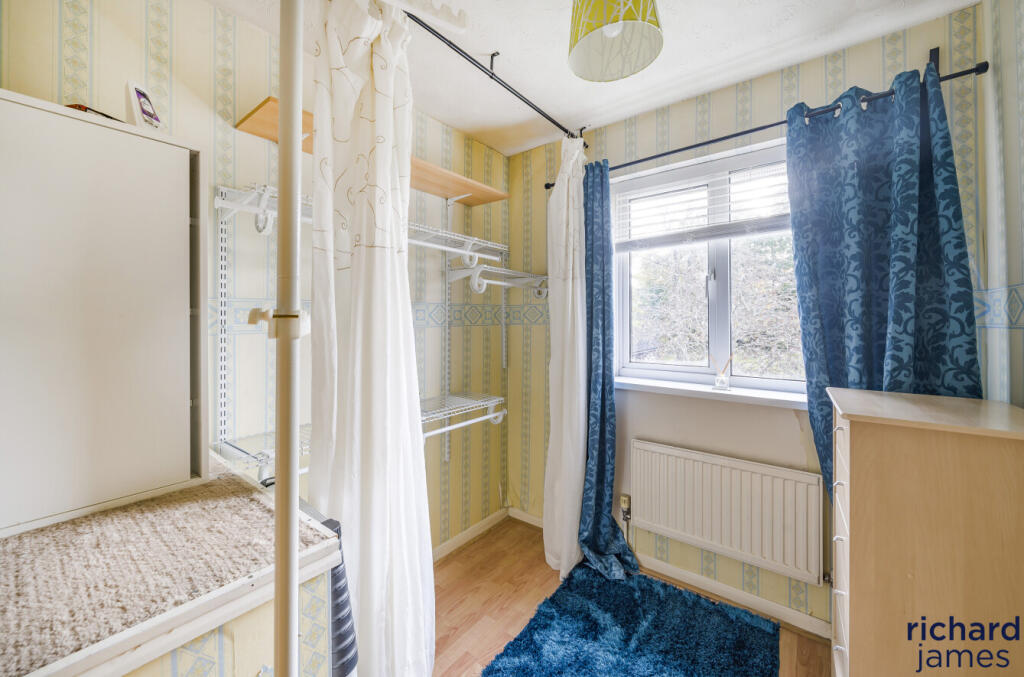 c1812dd3-7bc1-4ef...