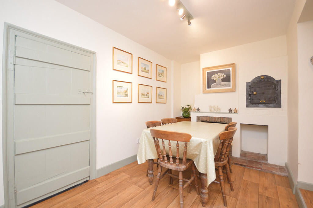 Dining Area Inter...