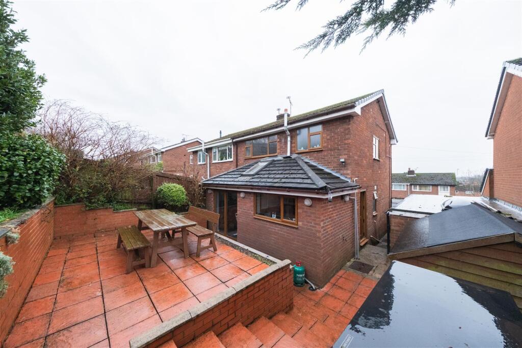 57 Oathills Drive-032.jpg