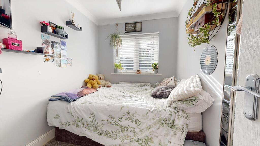BEDROOM THREE.jpg