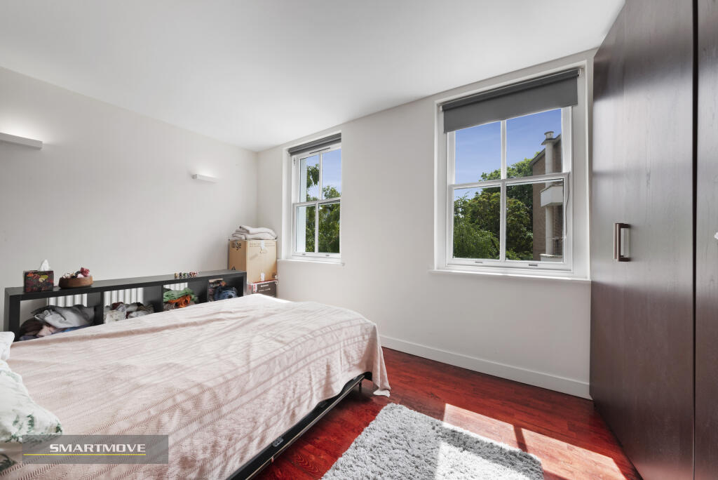 FIRSTOAK HOUSE, FLAT 4-2