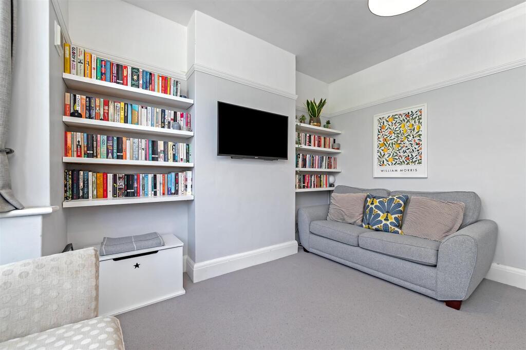 27FrancisAve-10.jpg