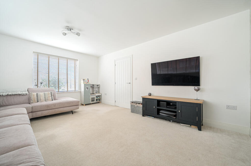 1361236-22-68ff80...