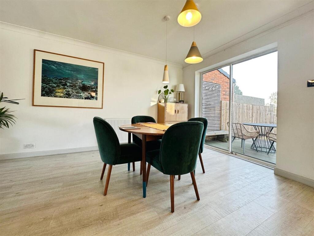 37e580e0--400B-85AA-BB8794BAFD80-69919-00002CFF86F