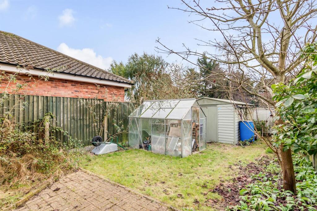 33 Southend Road Bungay NR35 1DN (16).jpg