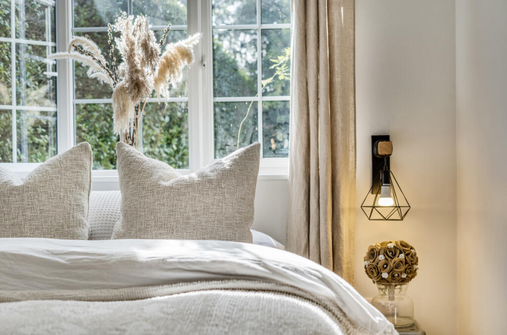 1336618-25-689607...