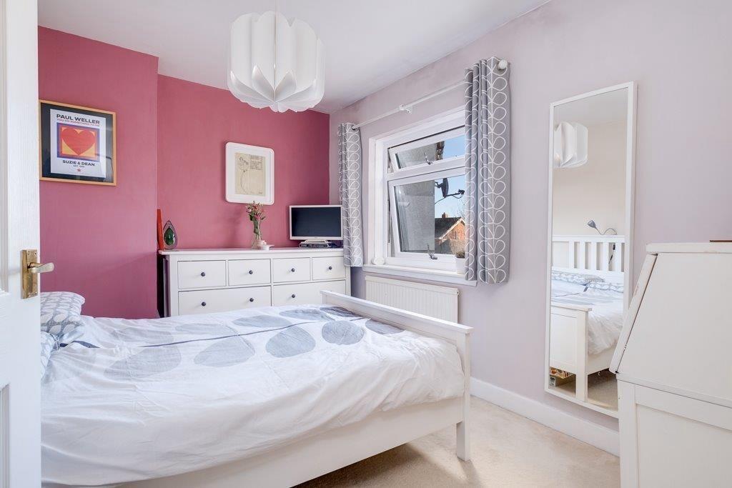 22ac7779-80f2-4ef...