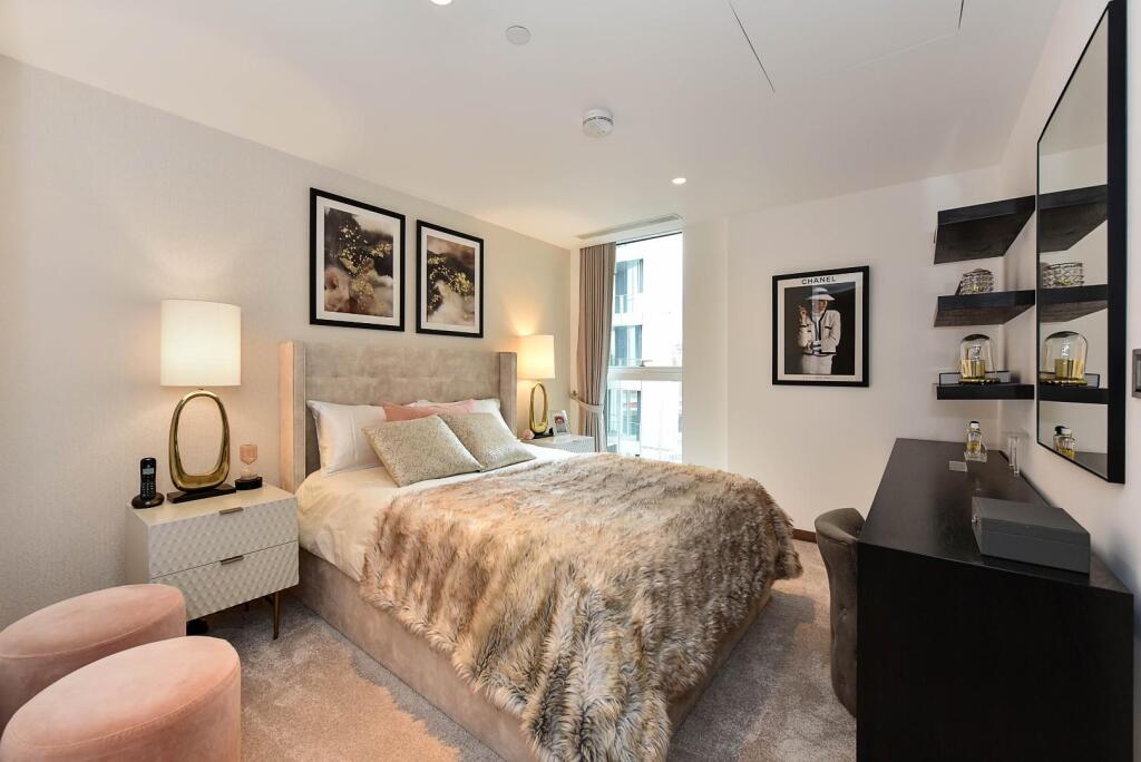 Flat 1104 Dahlia House(2).JPG