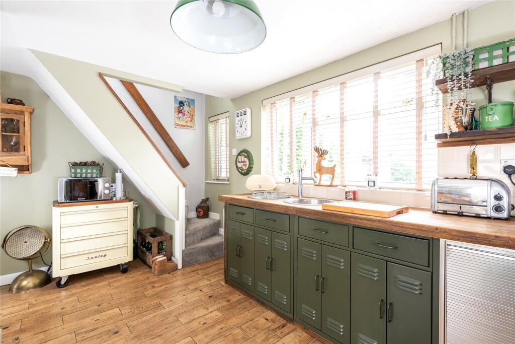 Kitchen/Breakfast Rm