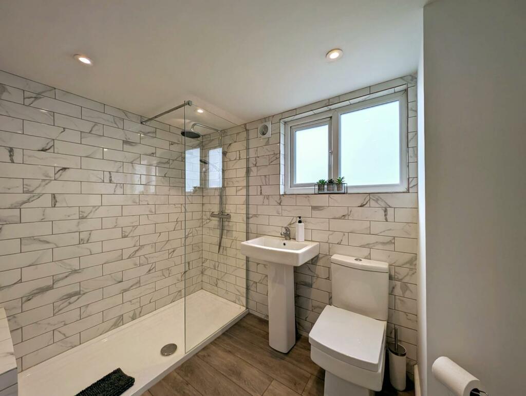 6dea3325-142b-4eca-899f-2b90508c9e1a