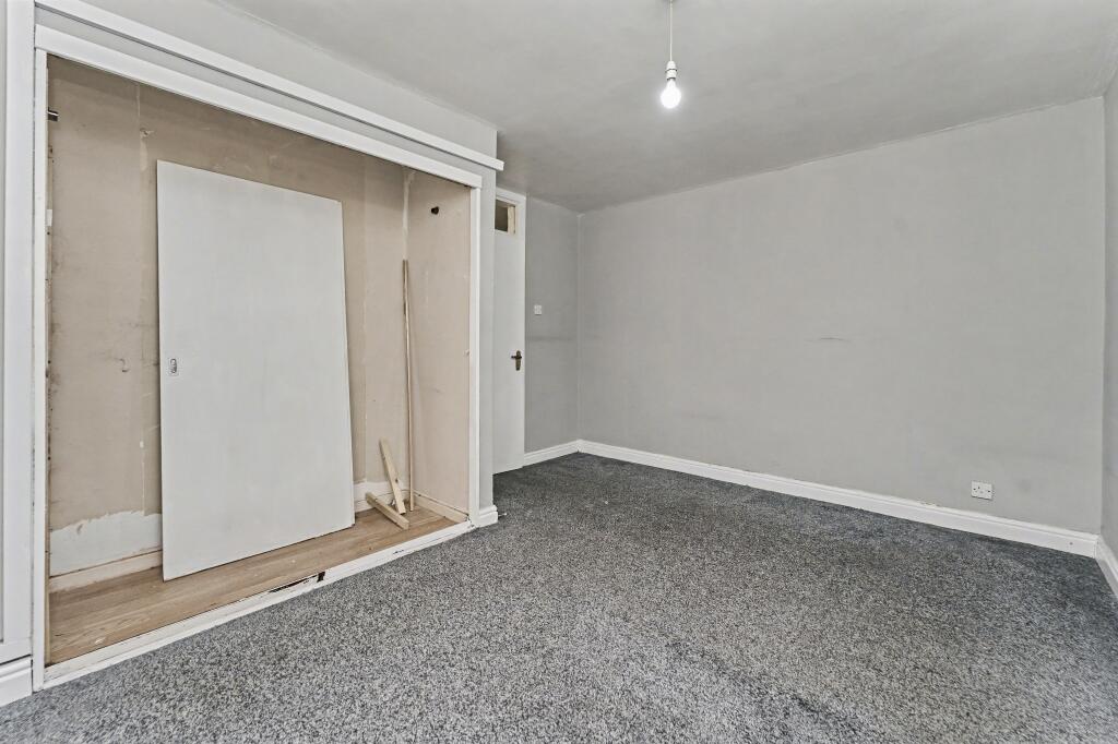 Flat 40, Adam Court, New Penkridge Road, Cannock WS11 1HA